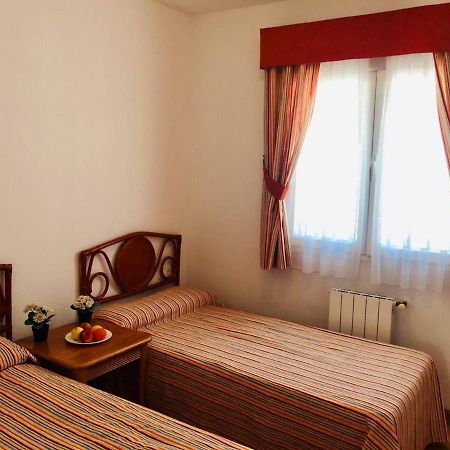 Casa De Familia Villa Калпе Екстериор снимка