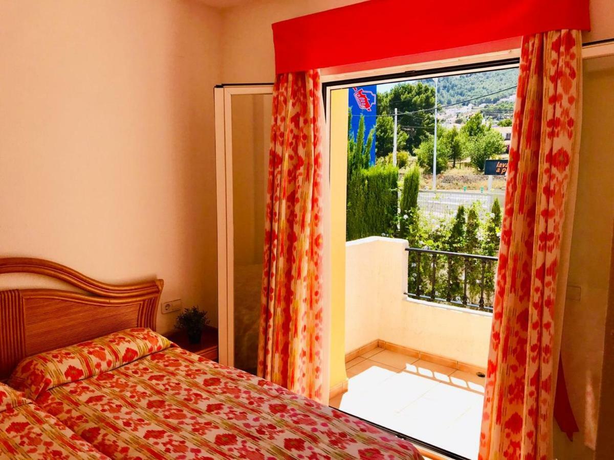 Casa De Familia Villa Калпе Екстериор снимка